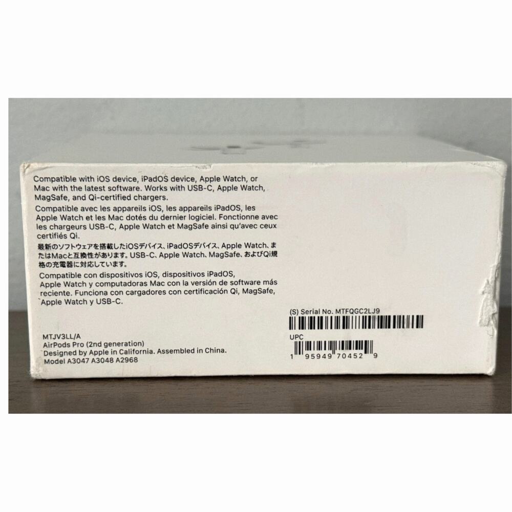 Apple AirPods PRO 2nd Gen MTJV3LL/A USB‑C MagSafe Case New Unopened GENUINE - Picture 2 of 16